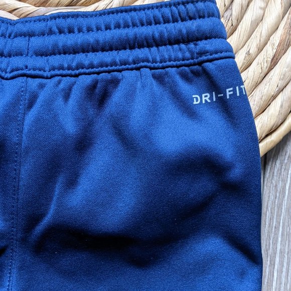 NWT Toddler Boy (3-4Y) - NIKE Therma Pant - Blue - Picture 5 of 8